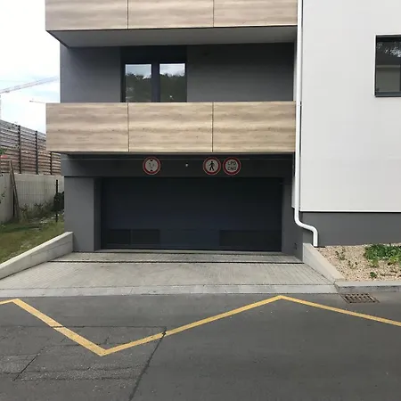 Apartmán Free Parking- Newly Built *