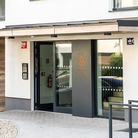 Free Parking- Newly Built Apartmán *