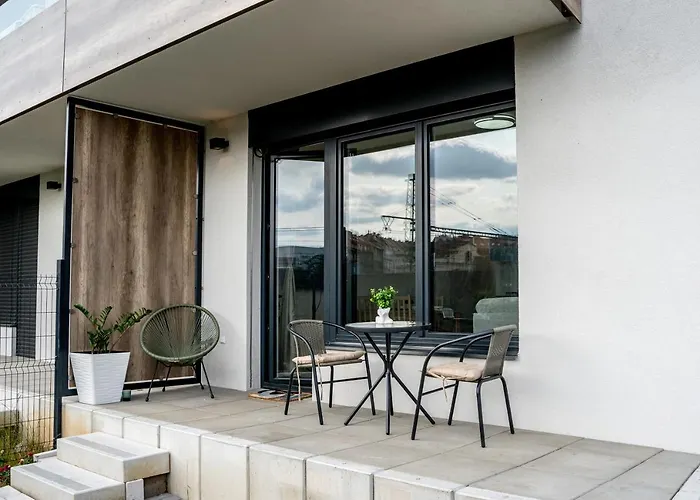 Apartmán Free Parking- Newly Built
